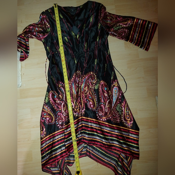 Coco & Tashi Silky Sharkbite Dress - Picture 9 of 10